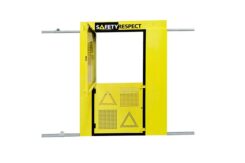 Lift_shaft_gate_open_1_lowres